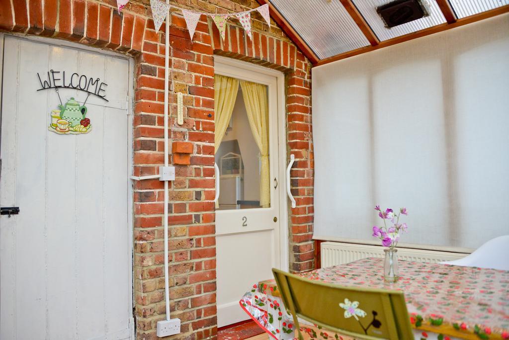 Queens Apartment Worthing Ngoại thất bức ảnh