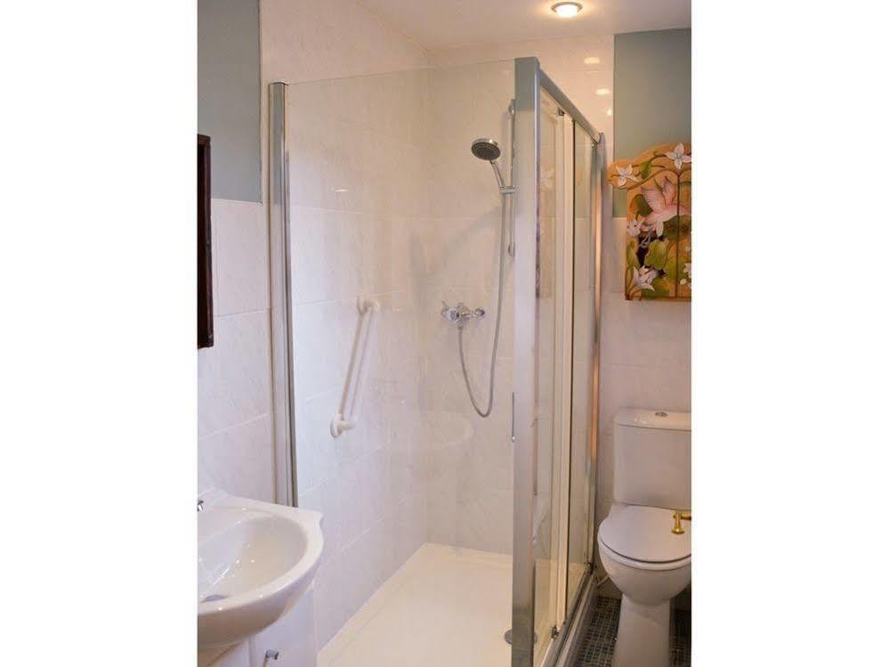 Queens Apartment Worthing Ngoại thất bức ảnh